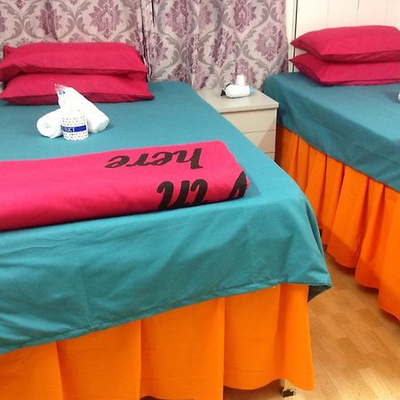 קוולון Golden Guest House מראה חיצוני תמונה