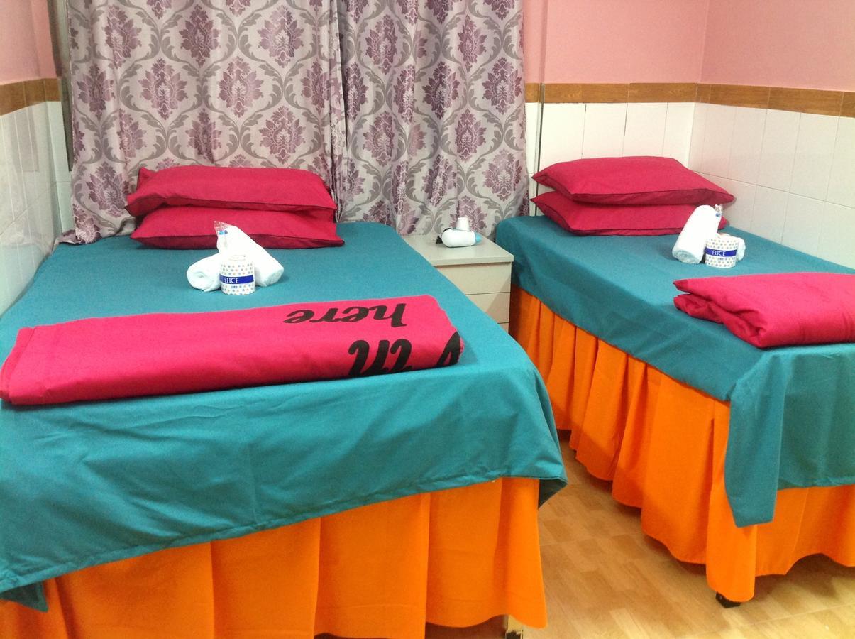קוולון Golden Guest House מראה חיצוני תמונה