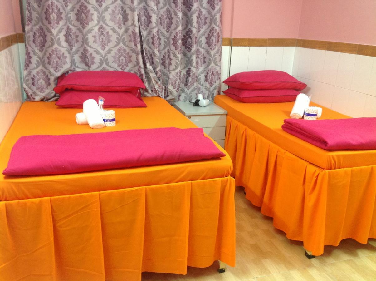 קוולון Golden Guest House מראה חיצוני תמונה