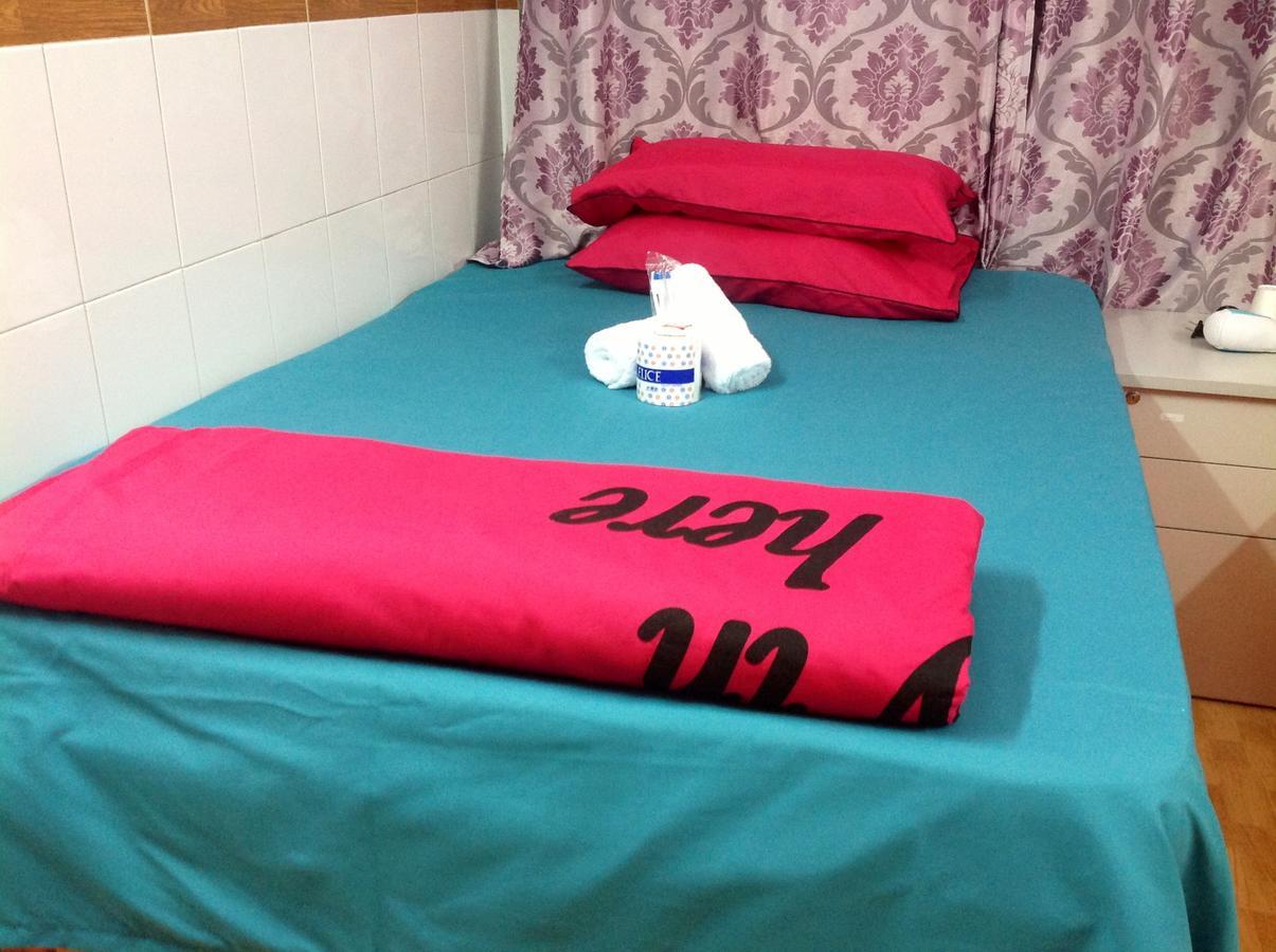 קוולון Golden Guest House מראה חיצוני תמונה