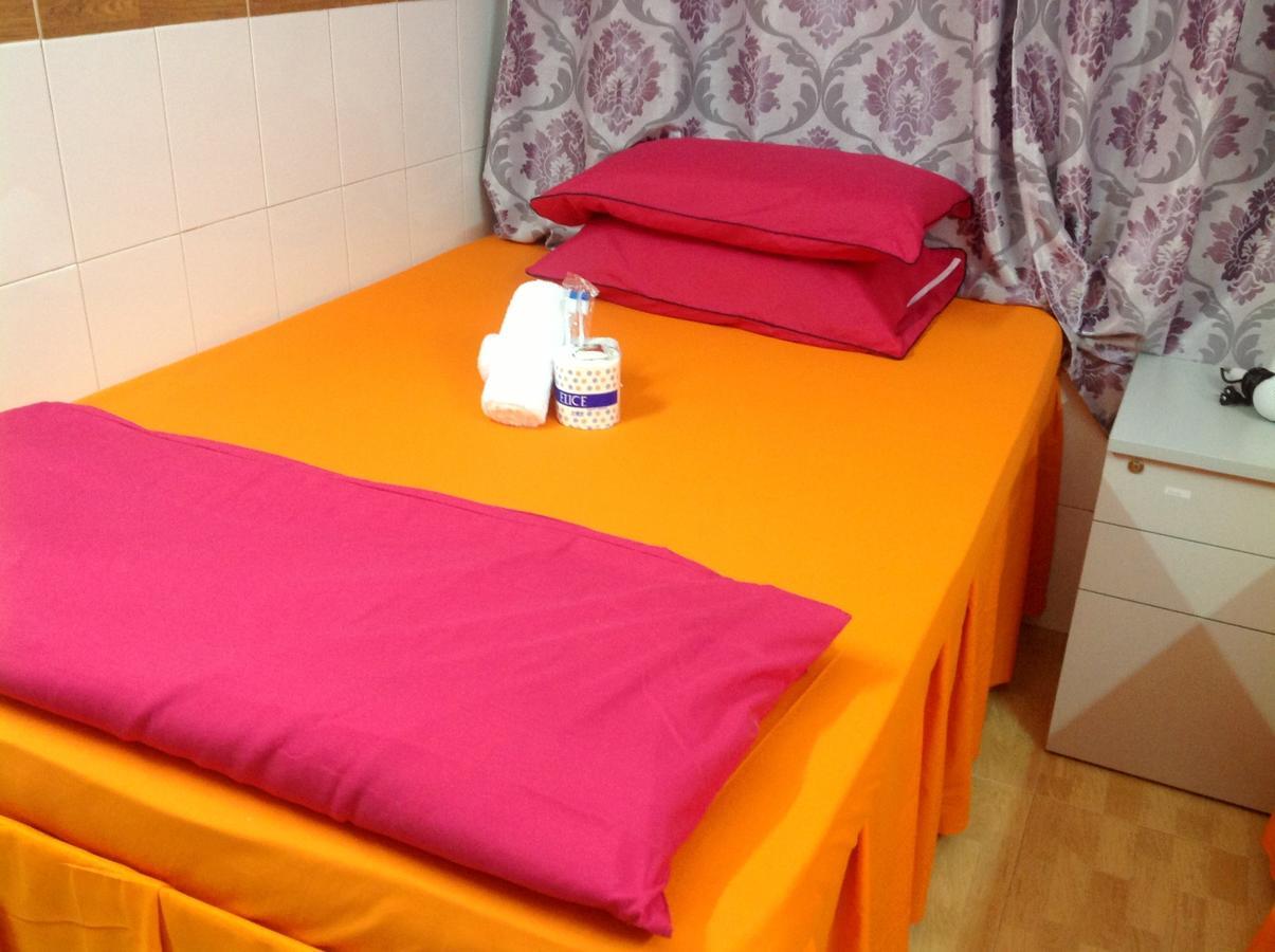 קוולון Golden Guest House מראה חיצוני תמונה