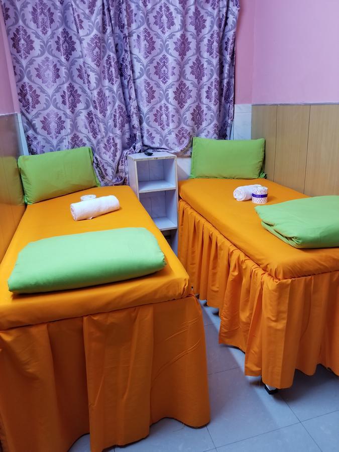קוולון Golden Guest House מראה חיצוני תמונה