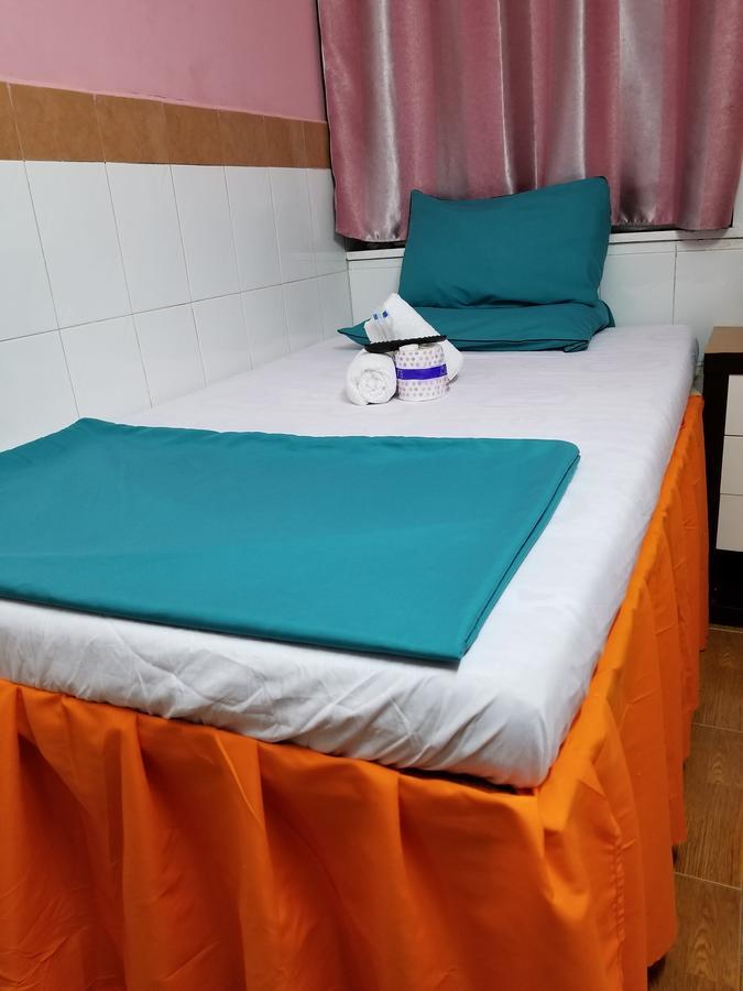 קוולון Golden Guest House מראה חיצוני תמונה